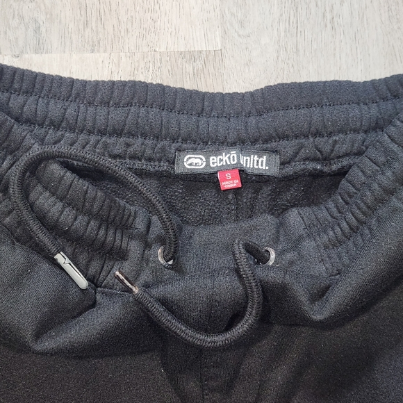 Ecko Untld Y2k Sweat Shorts Gradient Big Logo Size Small Black Back Pockets - Picture 2 of 6